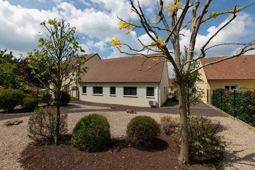 Dr Aurélie BLOTTIERE logo