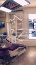 Dr. Haddad Michel logo