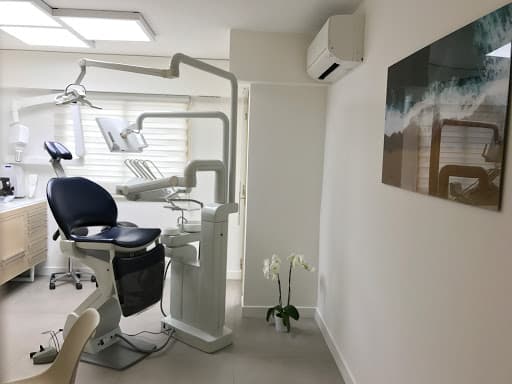 Cabinet Dentaire Tolila & Delis logo